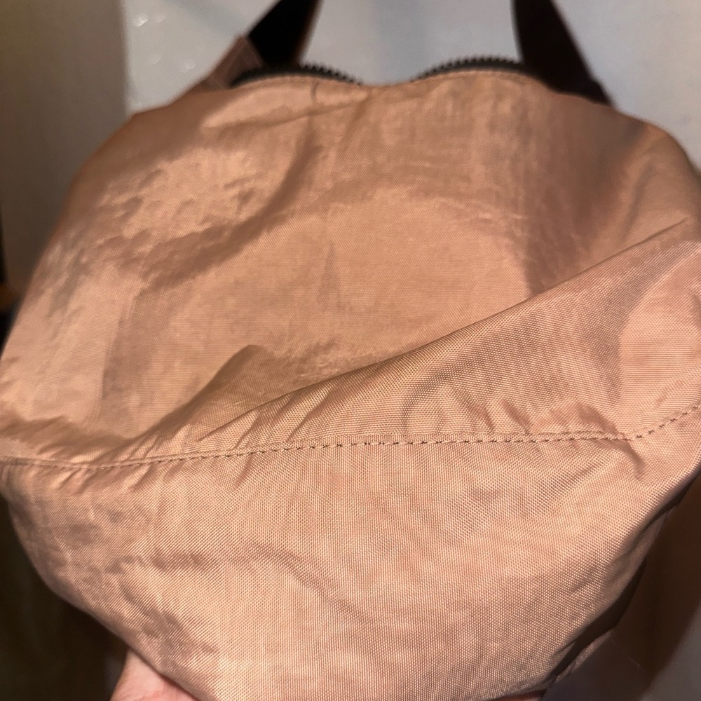 BAGGU Medium Crescent Bag - Cocoa 🤎 - Picture 4 of 7